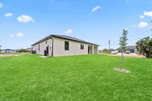 1400 NE 18th Ave, Cape Coral, FL 33909 - Photo 37