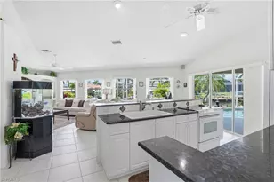 241 SE 29th Terrace, Cape Coral, FL 33904 - Photo 25