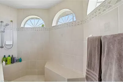 241 SE 29th Ter, Cape Coral, FL 33904 - Photo 35