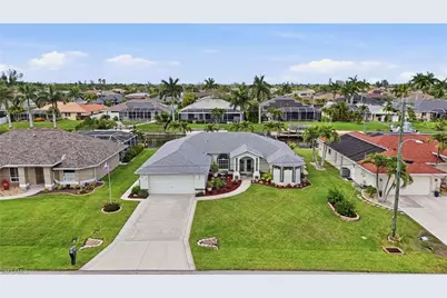 241 SE 29th Ter, Cape Coral, FL 33904 - Photo 3