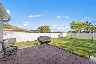 311 SW 19th Ln, Cape Coral, FL 33991 - Photo 21