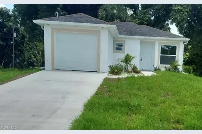 3874 Pearl St, Fort Myers, FL 33916 - Photo 1