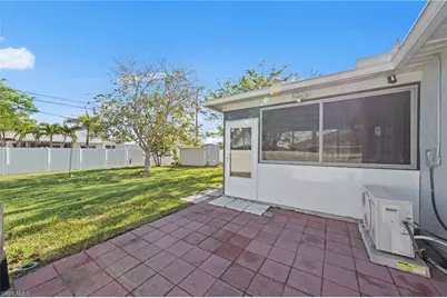 311 SW 19th Ln, Cape Coral, FL 33991 - Photo 27