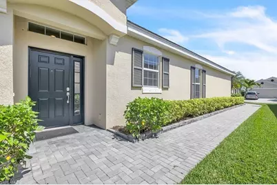 2615 Vareo Ct, Cape Coral, FL 33991 - Photo 3