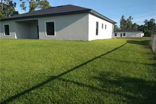 715 Long Island St E, Lehigh Acres, FL 33974 - Photo 23