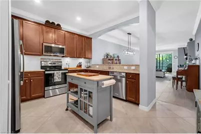 9110 Woodhurst Dr, Naples, FL 34120 - Photo 5