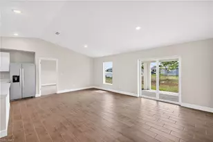 1333 NW 10th Pl, Cape Coral, FL 33993 - Photo 15