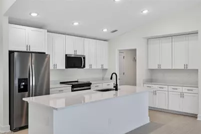 505 SW 25th Ln, Cape Coral, FL 33914 - Photo 11