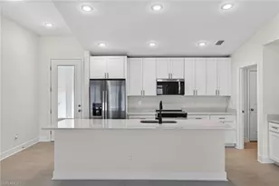 505 SW 25th Ln, Cape Coral, FL 33914 - Photo 9