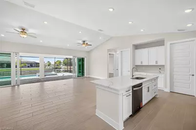 136 SW 12th St, Cape Coral, FL 33991 - Photo 15