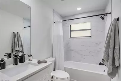 512 SW 15th St, Cape Coral, FL 33991 - Photo 23