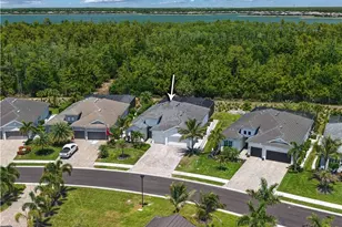 14421 Blue Bay Cir, Fort Myers, FL 33913 - Photo 3
