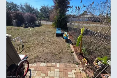 2820 38th St SW, Lehigh Acres, FL 33976 - Photo 9