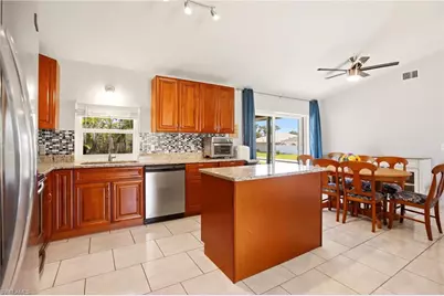 202 SE 10th Ter, Cape Coral, FL 33990 - Photo 11