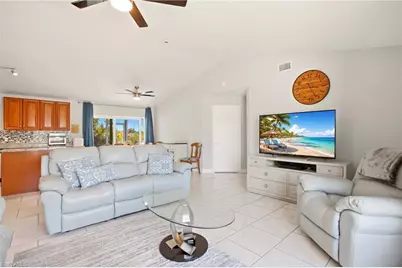 202 SE 10th Ter, Cape Coral, FL 33990 - Photo 7
