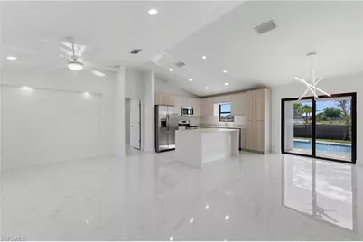 1906 NE 16th Pl, Cape Coral, FL 33909 - Photo 5