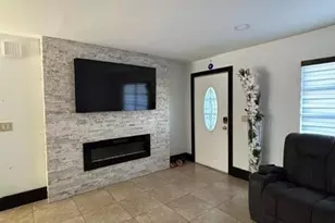 1715 50th Terrace SW, Naples, FL 34116 - Photo 5