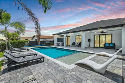2419 Country Club Blvd, Cape Coral, FL 33990 - Photo 25