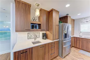 14813 Laguna Dr, Fort Myers, FL 33908 - Photo 17