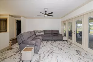 2507 Lakeview Dr, Lehigh Acres, FL 33936 - Photo 9