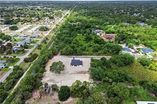 402 Thompson Ave, Lehigh Acres, FL 33972 - Photo 5
