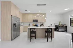 402 Thompson Ave, Lehigh Acres, FL 33972 - Photo 9