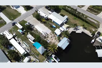 2776 Patterson Ct, Saint James City, FL 33956 - Photo 5