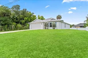 1426 NE 34th St, Cape Coral, FL 33909 - Photo 27