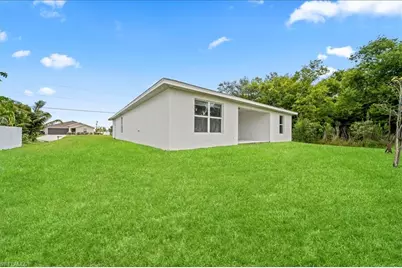 1426 NE 34th St, Cape Coral, FL 33909 - Photo 31