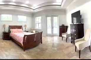 2410 4th Ave NE, Naples, FL 34120 - Photo 11