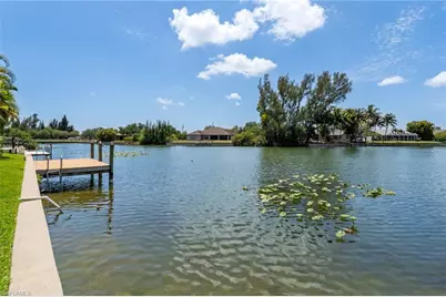 2506 Retunda Pkwy W, Cape Coral, FL 33904 - Photo 47