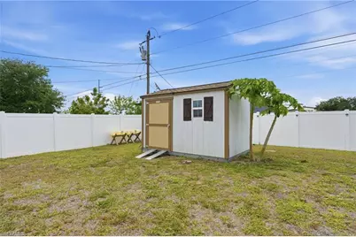 2038 NE 24th Ter, Cape Coral, FL 33909 - Photo 27