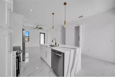 2609 21st St SW, Lehigh Acres, FL 33976 - Photo 9