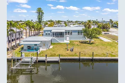 2697 Heron Ct, Saint James City, FL 33956 - Photo 3