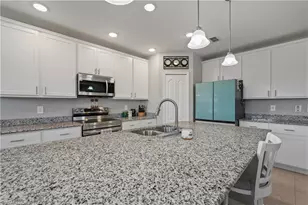 8944 Cascade Price Cir, North Fort Myers, FL 33917 - Photo 9