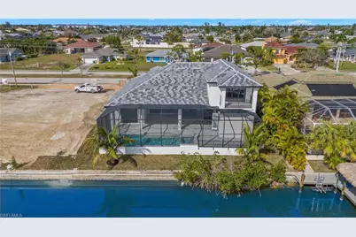 1422 Mohawk Pkwy, Cape Coral, FL 33914 - Photo 45