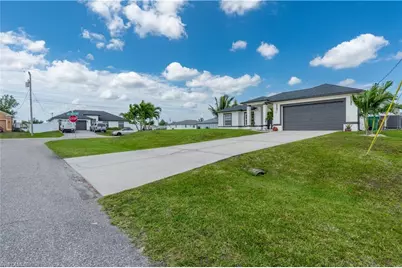 16 NW 18th Ave, Cape Coral, FL 33993 - Photo 3