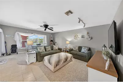 1308 SE 42nd St #5, Cape Coral, FL 33904 - Photo 7