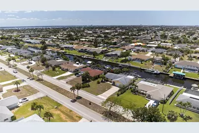 1314 Shelby Pkwy, Cape Coral, FL 33904 - Photo 31