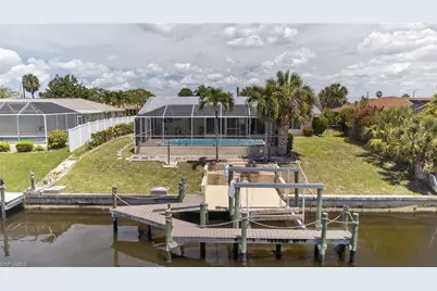 1314 Shelby Pkwy, Cape Coral, FL 33904 - Photo 25