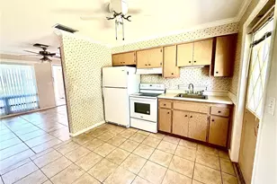 4937 Viceroy Ct, Cape Coral, FL 33904 - Photo 7