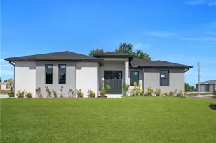 1201 NE 12th Pl, Cape Coral, FL 33909 - Photo 29