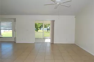 135 SE 29th St, Cape Coral, FL 33904 - Photo 3