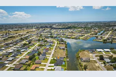 844 NE 6th Ave, Cape Coral, FL 33909 - Photo 43
