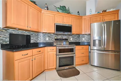 844 NE 6th Ave, Cape Coral, FL 33909 - Photo 17