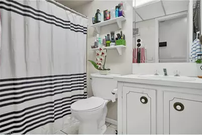 8641 NW 8th St, Pembroke Pines, FL 33024 - Photo 15