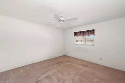 6211 Castlewood Cir, Fort Myers, FL 33905 - Photo 15