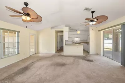 6211 Castlewood Cir, Fort Myers, FL 33905 - Photo 7