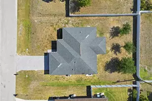 2812 NE 2nd Pl, Cape Coral, FL 33909 - Photo 43