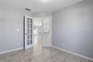 2812 NE 2nd Pl, Cape Coral, FL 33909 - Photo 33
